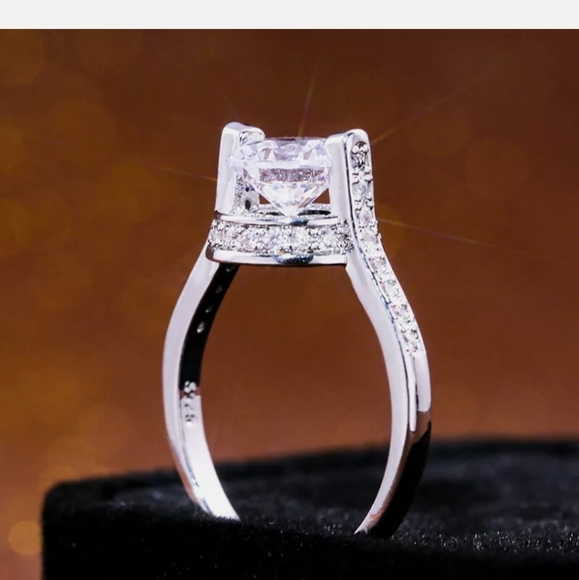 New 925 Wedding Ring Round Cut White sapphire - Picture 6 of 6